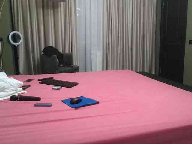 Ellasweety webcam