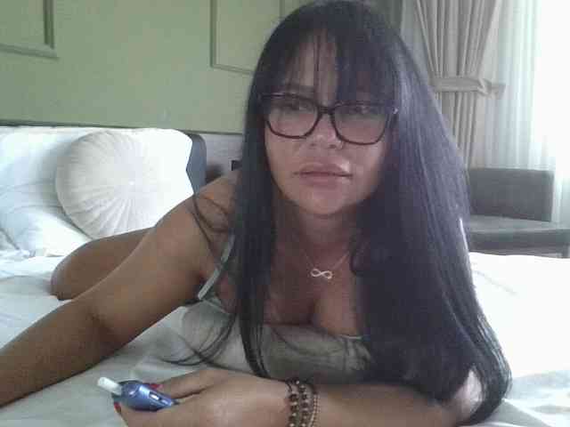 Ellasweety