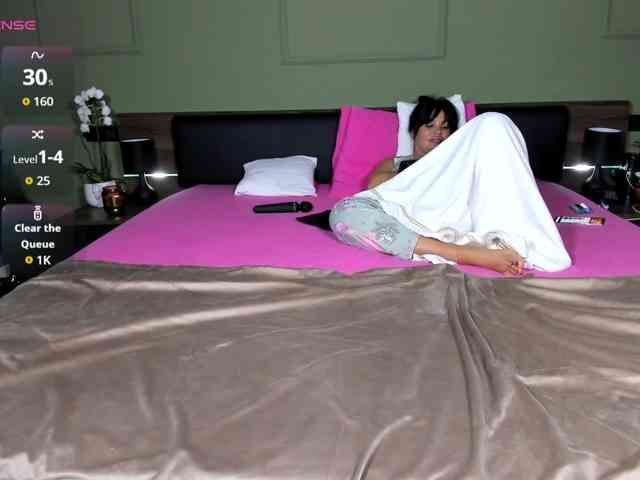 Ellasweety webcam