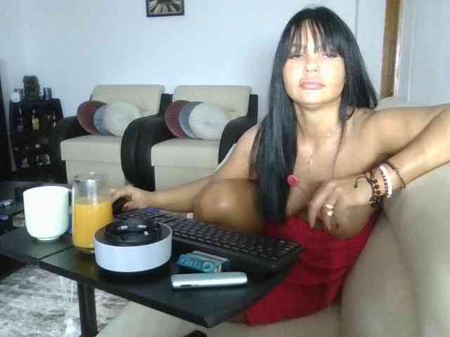 Ellasweety