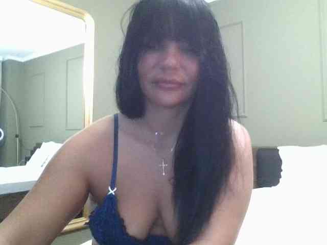 Ellasweety webcam