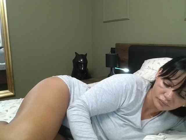 Ellasweety webcam