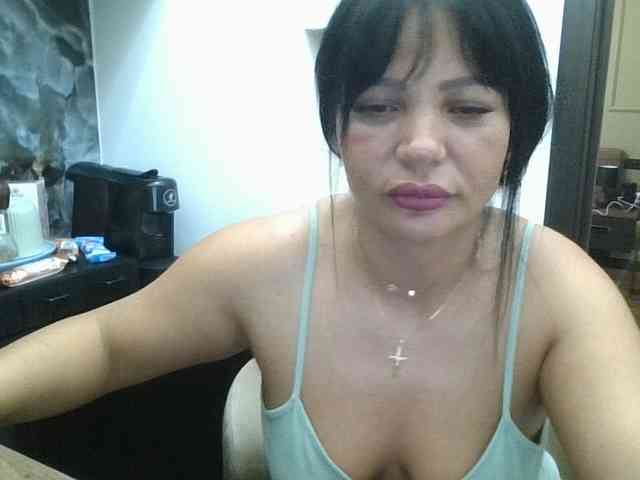Ellasweety webcam