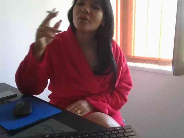 Ellasweety webcam