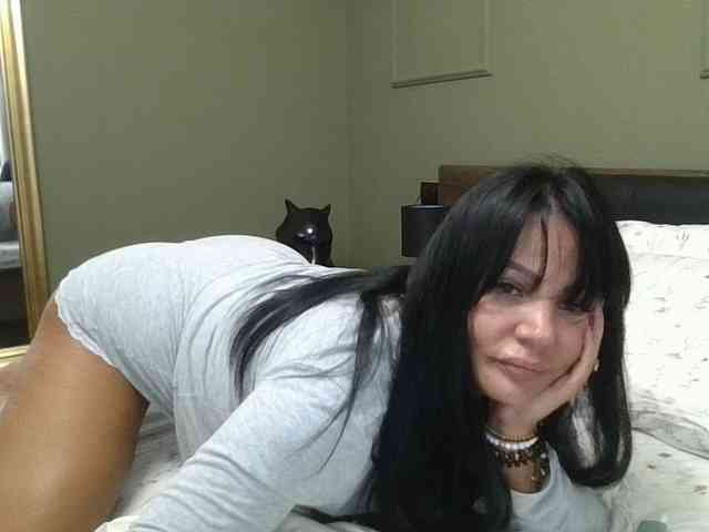Ellasweety webcam