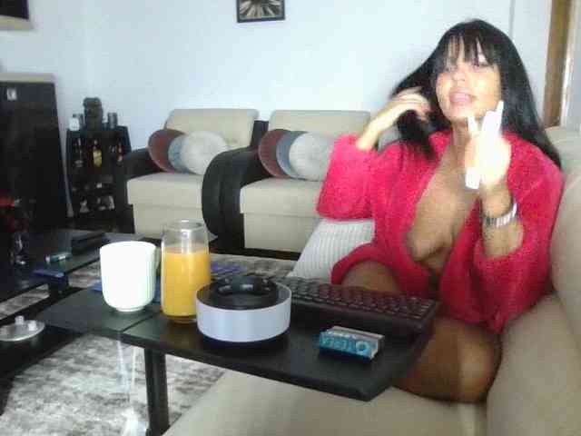 Ellasweety Ellasweety
