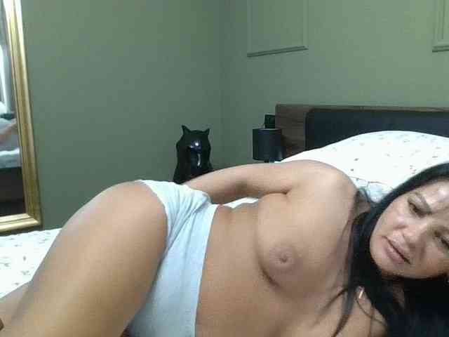 Ellasweety webcam