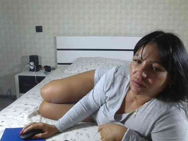 Ellasweety webcam