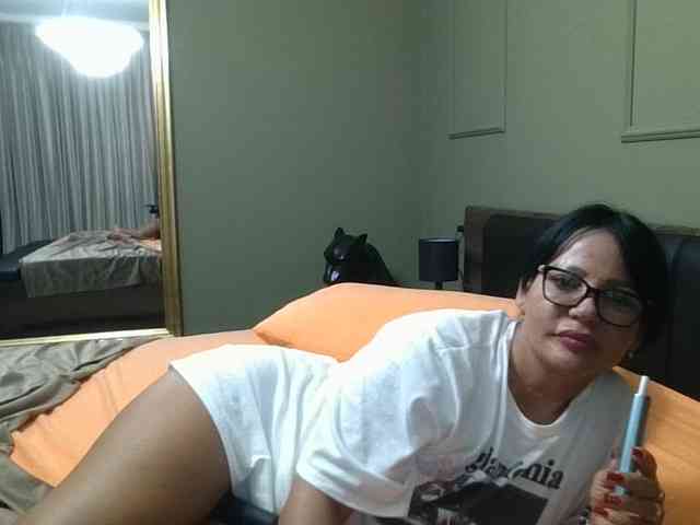 Ellasweety