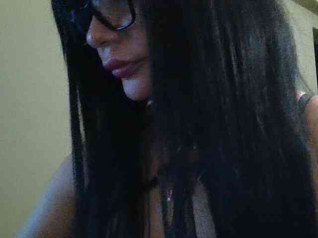 Ellasweety webcam