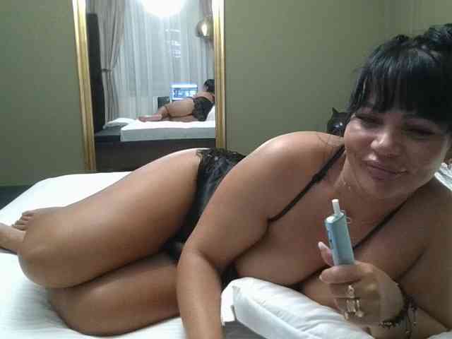 Ellasweety webcam