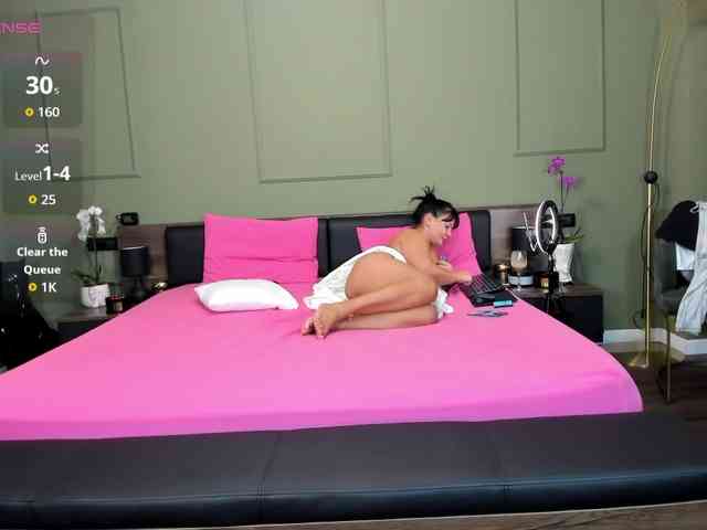 Ellasweety webcam