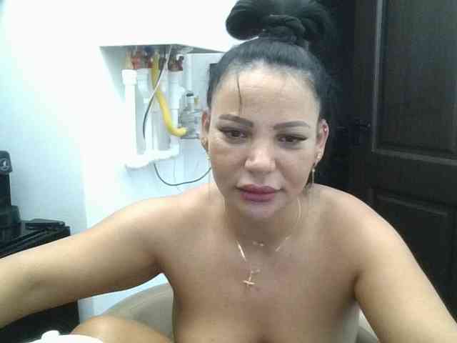 Ellasweety
