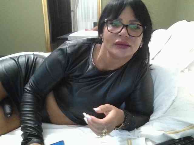 Ellasweety webcam