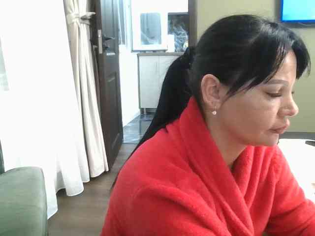 Ellasweety webcam