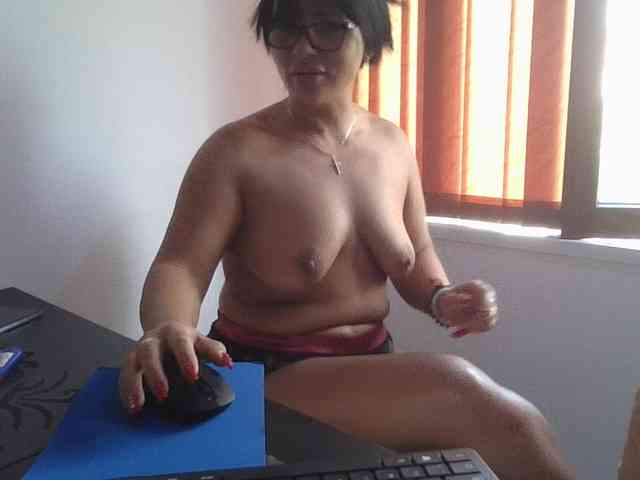Ellasweety webcam