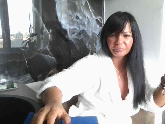 Ellasweety webcam
