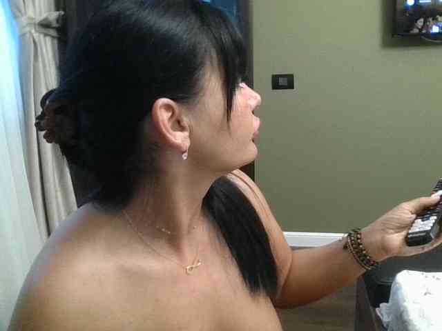Ellasweety webcam
