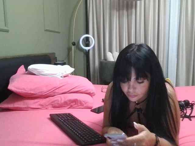 Ellasweety