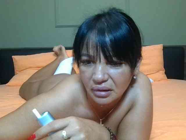 Ellasweety webcam