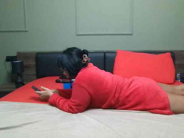 Ellasweety