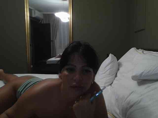 Ellasweety webcam