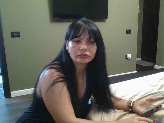 Ellasweety webcam