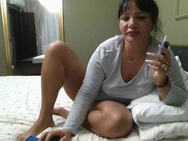 Ellasweety webcam
