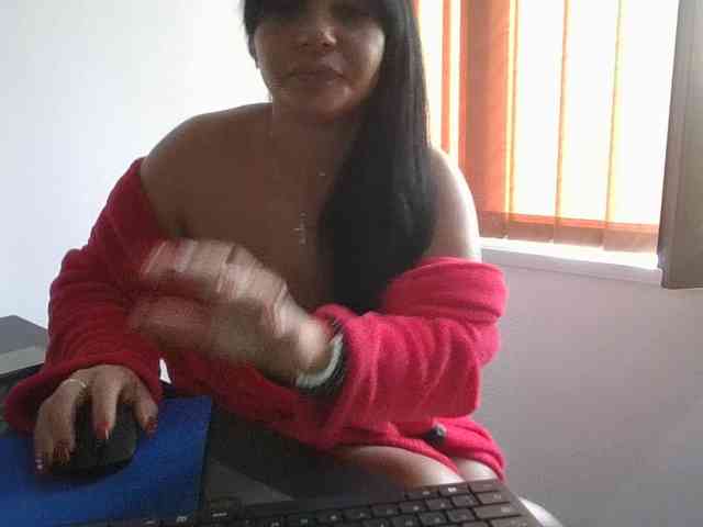 Ellasweety webcam