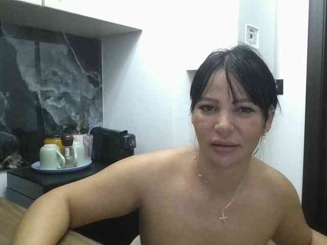 Ellasweety