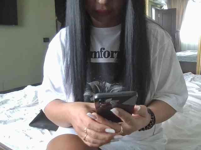Ellasweety webcam
