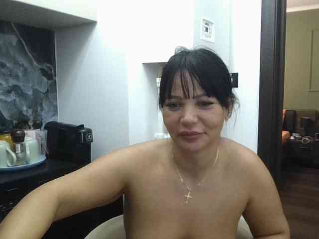 Ellasweety