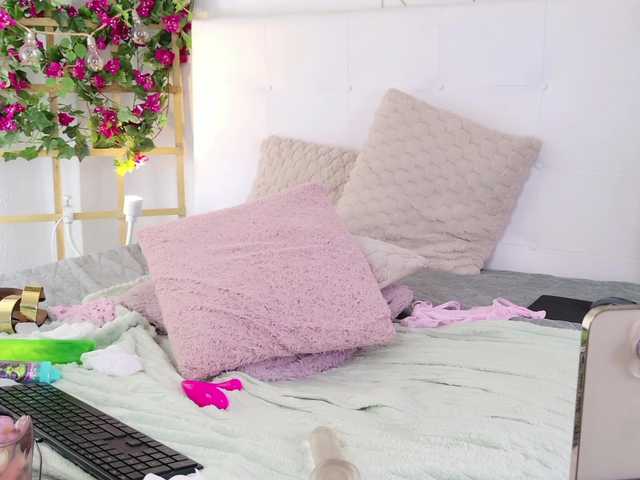 LoveBri live cam on BongaCams