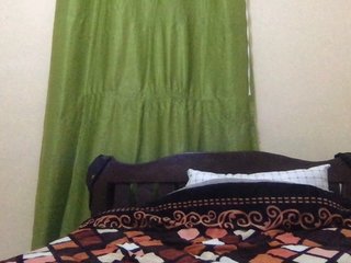Aliyah43's Live Webcam