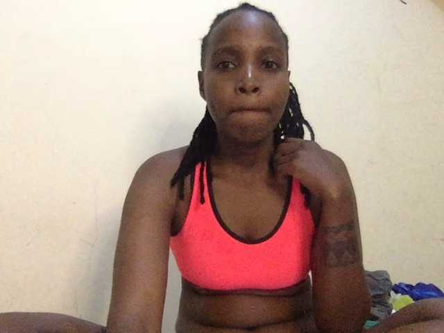 Aliyah43 live cam on BongaCams