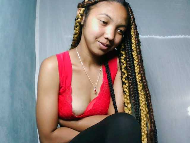 Missfireangel12 live cam on BongaCams