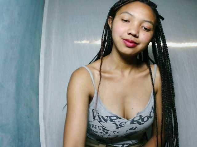 Missfireangel12 live cam on BongaCams