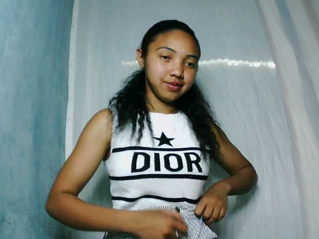 Missfireangel12 live cam on BongaCams