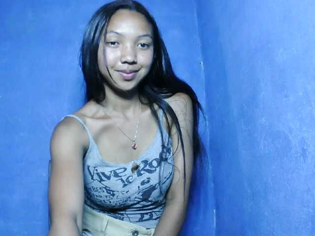 Missfireangel12 live cam on BongaCams