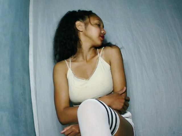 Missfireangel12 live cam on BongaCams