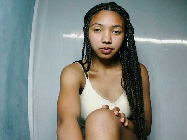 Missfireangel12 live cam on BongaCams