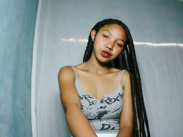 Missfireangel12 live cam on BongaCams
