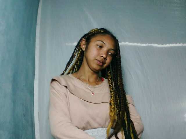 Missfireangel12 live cam on BongaCams