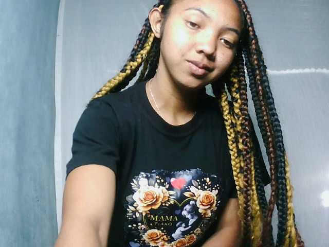 Missfireangel12 live cam on BongaCams