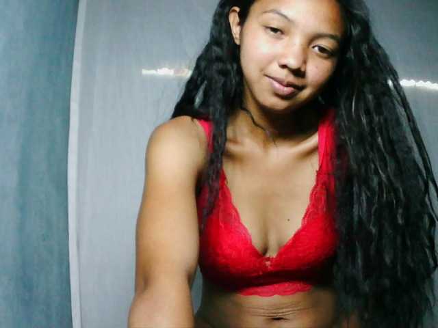 Missfireangel12 live cam on BongaCams
