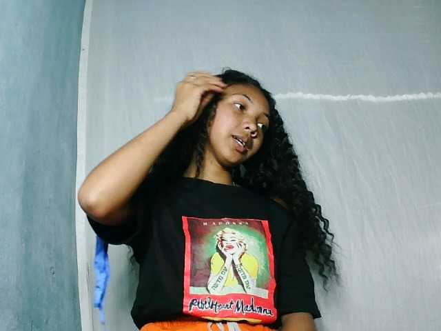 Missfireangel12 live cam on BongaCams