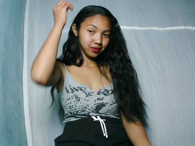 Missfireangel12 live cam on BongaCams