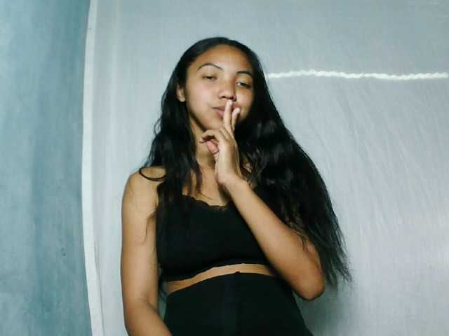 Missfireangel12 live cam on BongaCams