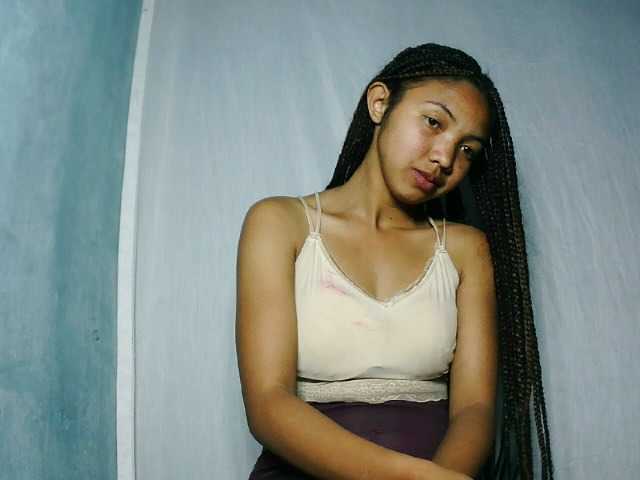 Missfireangel12 live cam on BongaCams
