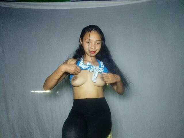 Missfireangel12 live cam on BongaCams